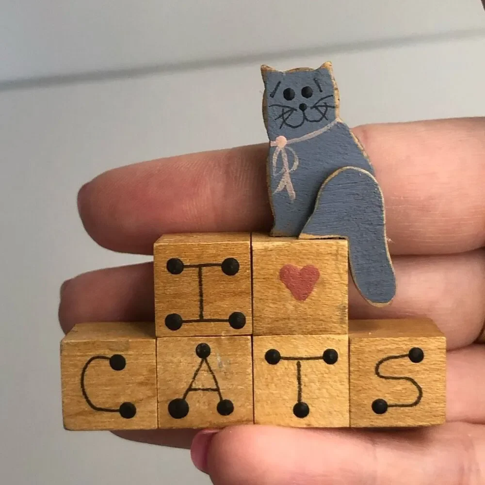 i love‎ cats wood cubes miniature 2 inch decor gray cat figure 90s 80s